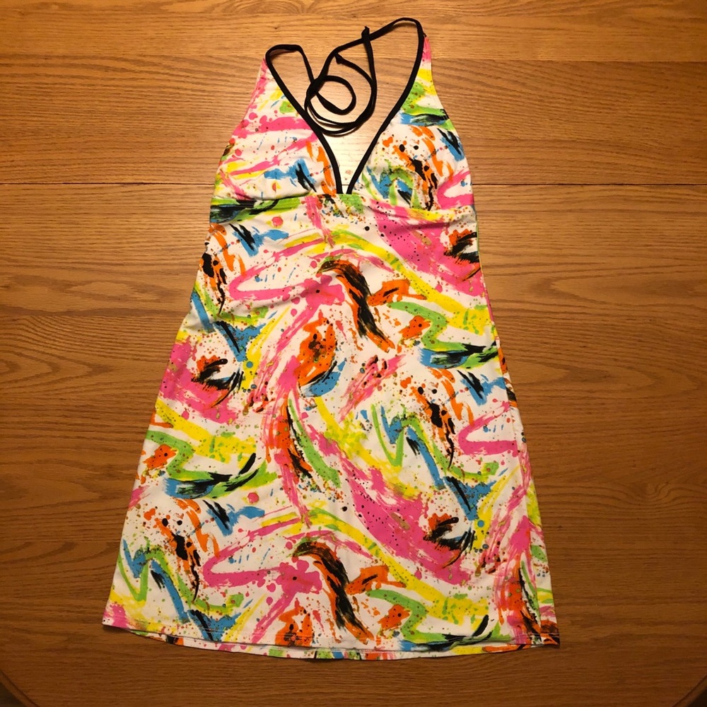 Women’s swimming shirt